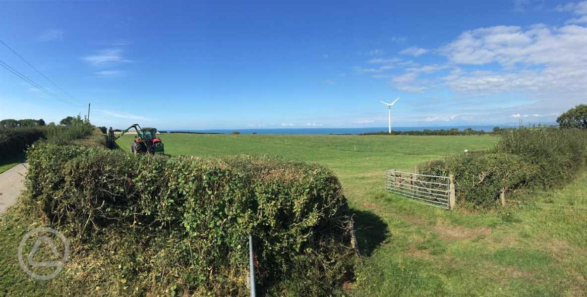 Carreg Y Gwynt Campsite - Touring And Tent Pitches 호텔 Llanarth  외부 사진